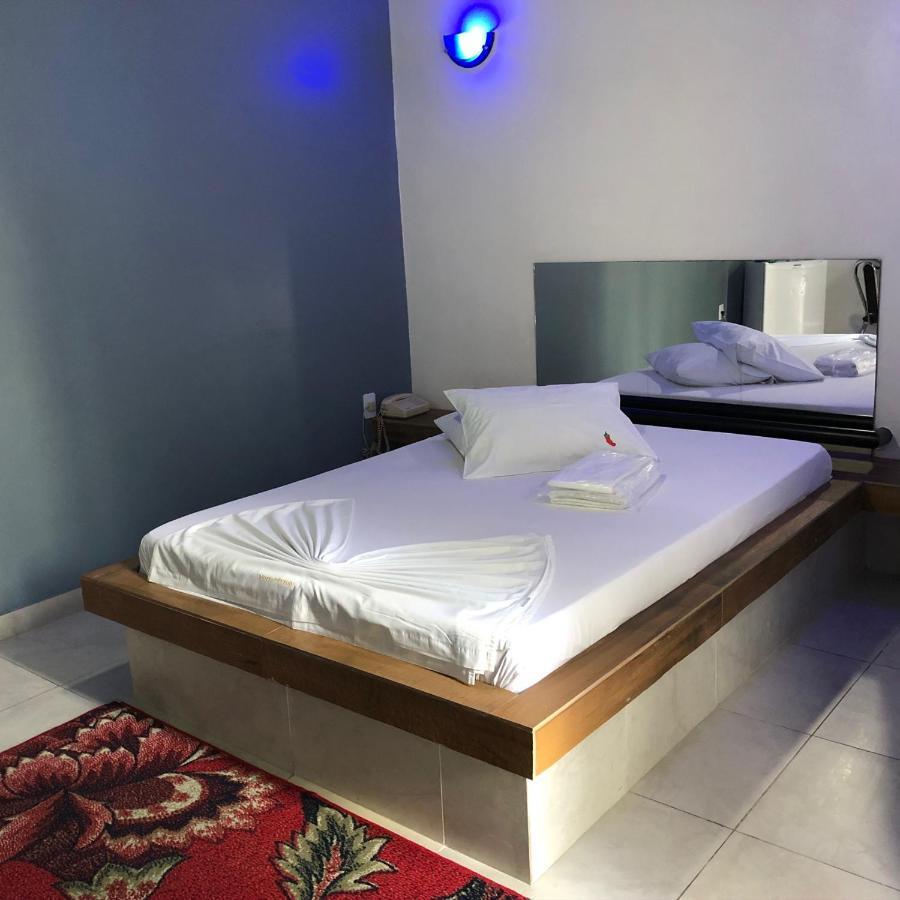 Del Fuego Hotel del amor Pelotas